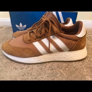 **Adidas Originals I-5923**